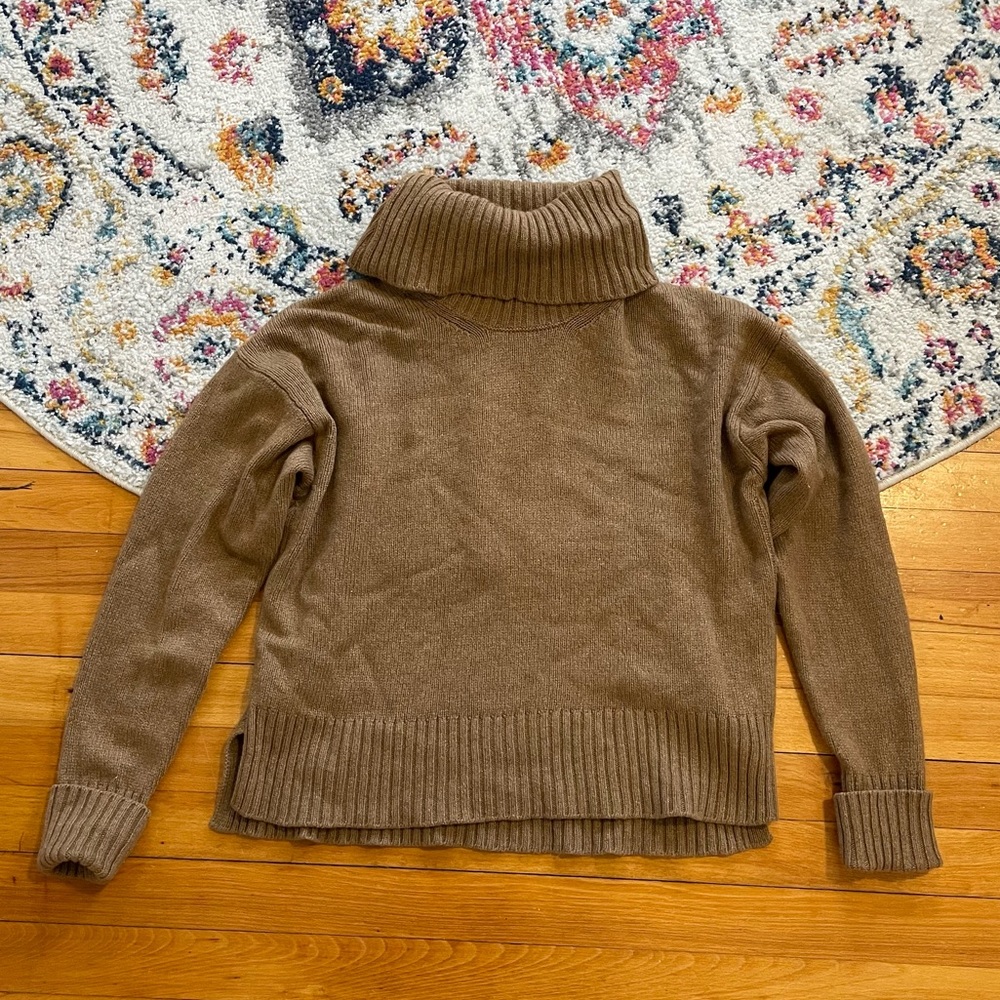 Anthropologie - Brown turtleneck sweater - XS